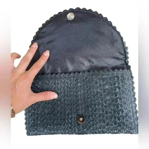 Poppy Sage women’s Straw Clutch/Purses Versatile Fold Over in black no flaws - Picture 2 of 10